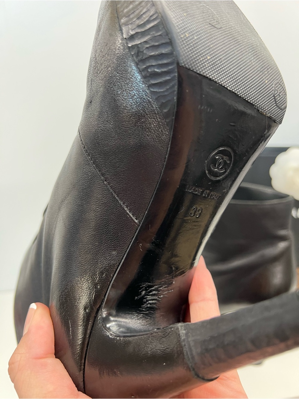 🔥🔥 Chanel Leather High-Heel Boots/COA size 39 fit an 8 MOTHERS DAY PRICE 1 DAY - Picture 10 of 14